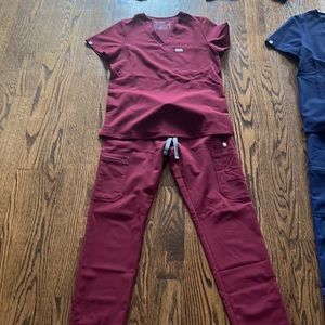 Burgundy Figs scrubs
